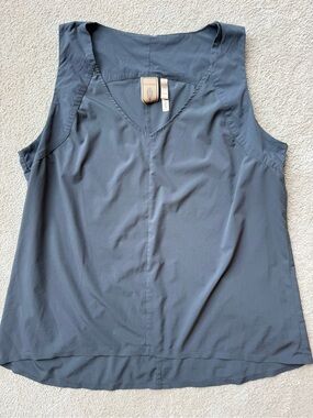 Indygena Halka Lightweight Sleeveless V-Neck - XL